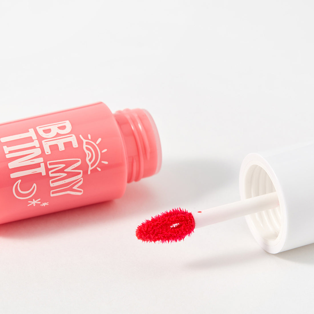 YADAH Be My Tint 02 Peach Coral Liquid Lipstick 4g